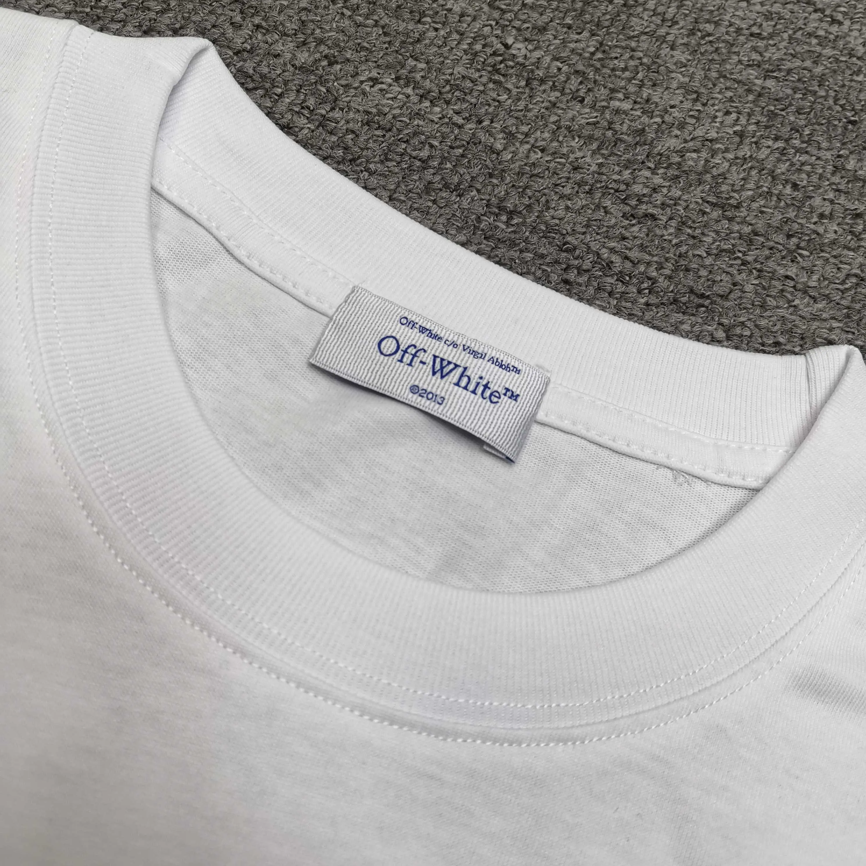Off white top version, new Dragon's Legend loose version short-sleeved T-shirt Size: S M L XL Color: Black White p240